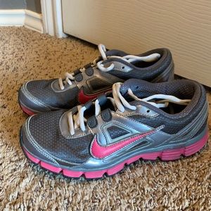 Nike DualFusion Women’s 7.5